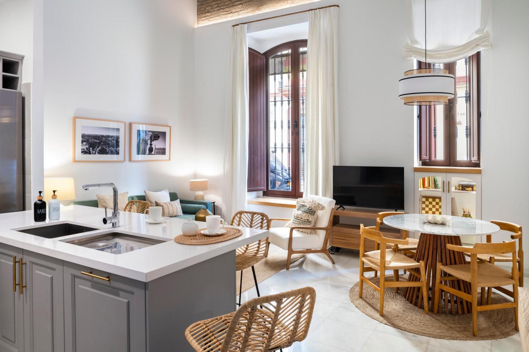 Unika Homes Maestranza Apartament *